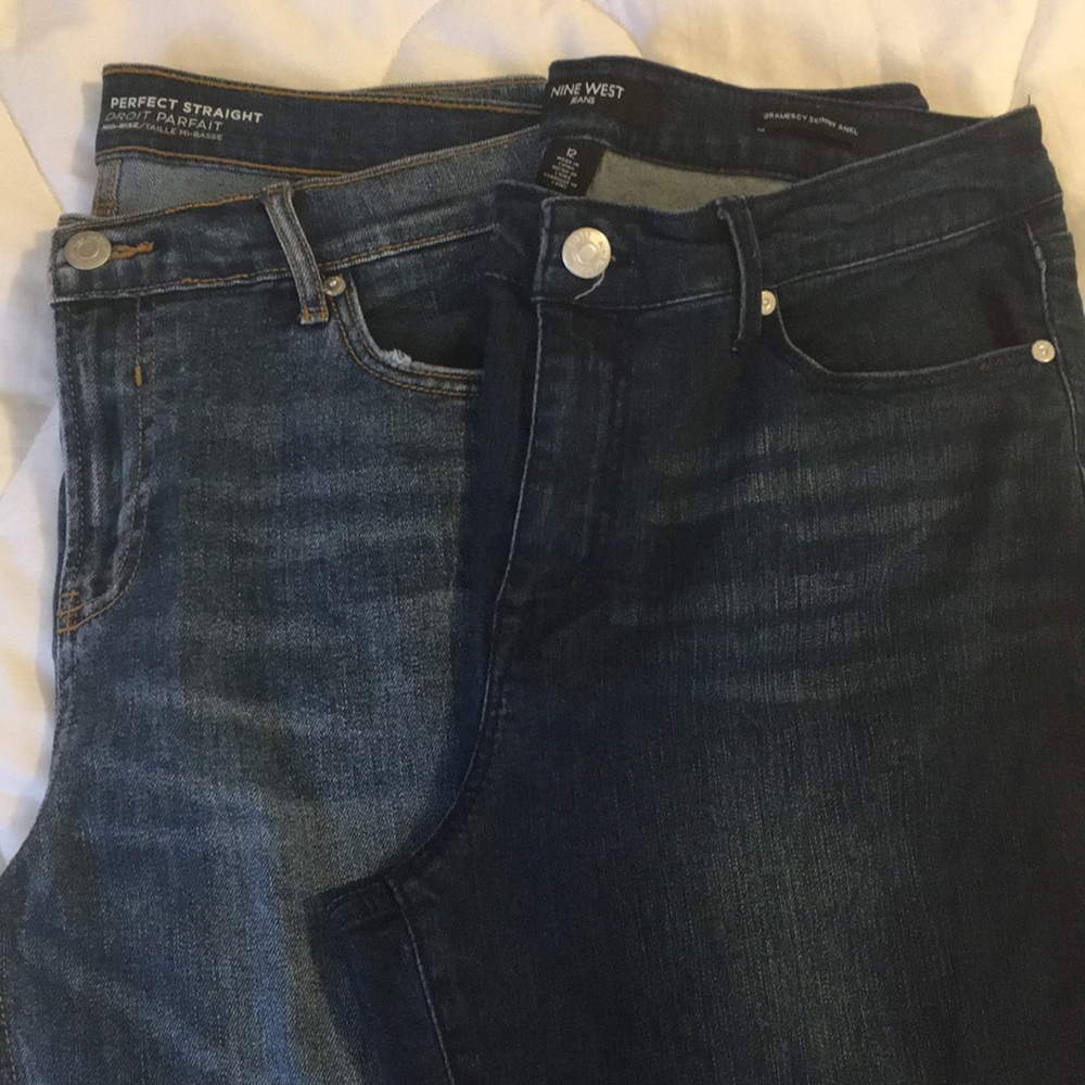 Lot of 2 stretch jean capris SZ. 10